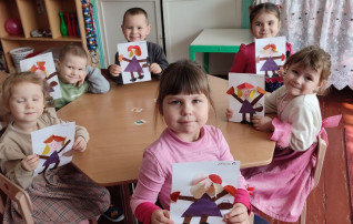 Реализация вариативной программы "Цветные ладошки" Реализация вариативной программы "Цветные ладошки".